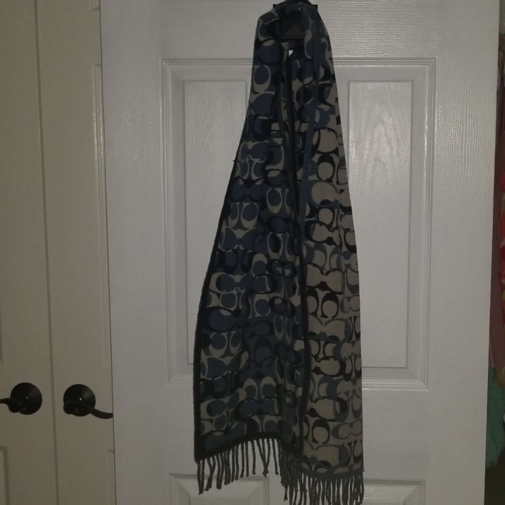 Coach scarf